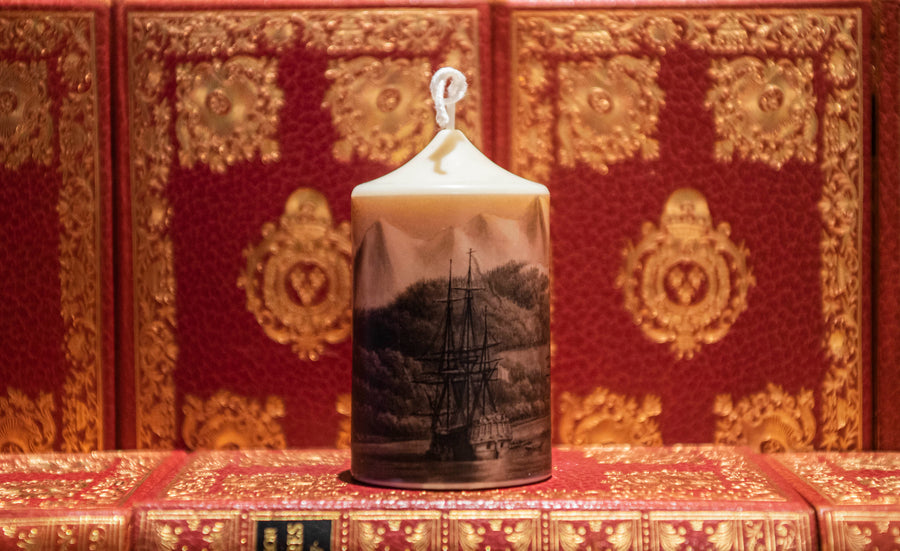 La Pérouse - L Astrolabe et la Boussole au mouillage en Polynésie - Gravure XVIII eme siecle