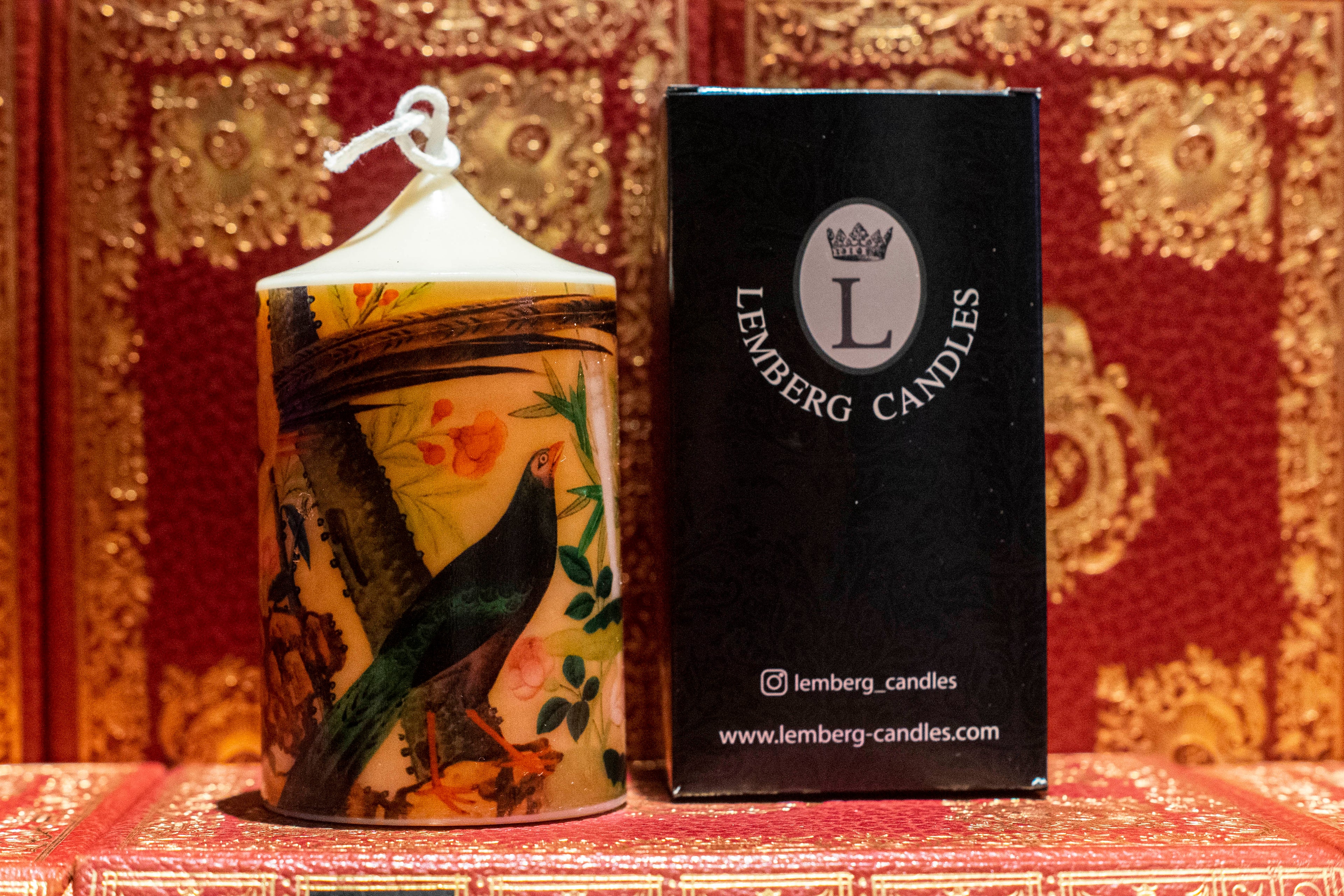 Compagnie des Indes: Toile Peinte aux oiseaux du  XVIII siècle. Oiseaux dans la jungle