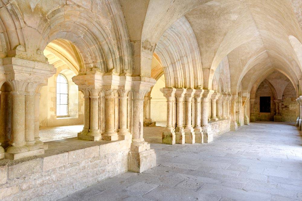 Abbaye de Fontenay - Cloître du XII eme siècle